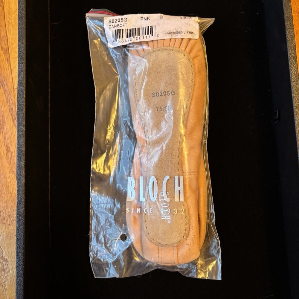 NWT BLOCH Best Seller Childrens Dansoft Leather Ballet Shoes Pink S0205G 13.5 B